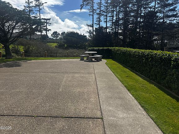 2nd image of 6225 N Coast Hwy #38