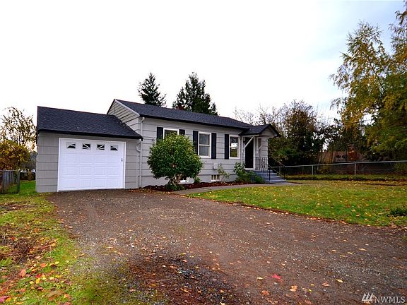 2nd image of 1926 Rainier Ave