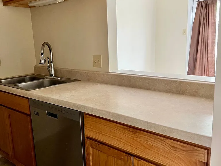 145 N Telemachus St — Photo 11