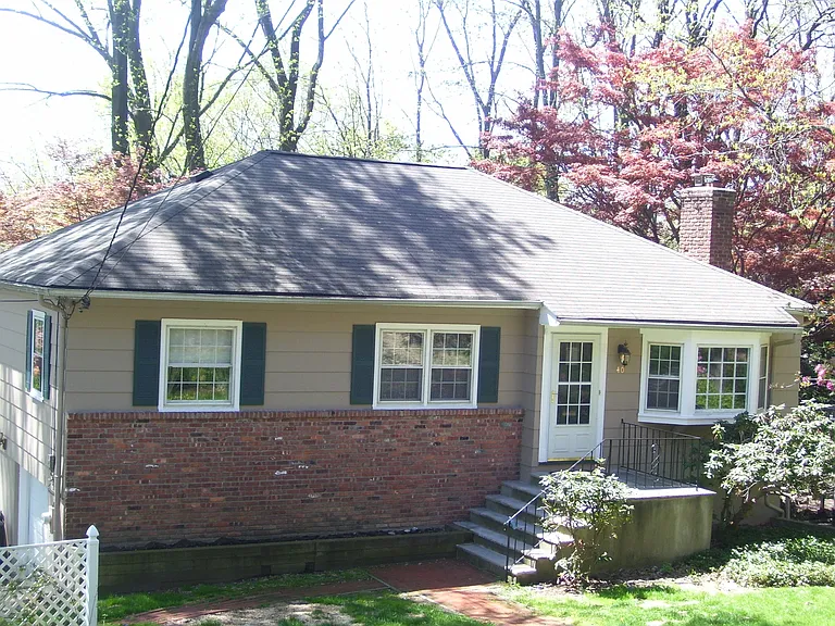 40 Dogwood Rd #1 — Photo 1