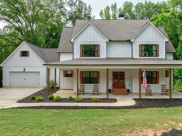 3894 Barnett Shoals Rd, Athens, GA 30605