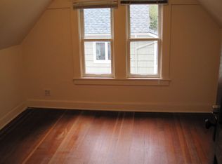 2141 N 61st St, Seattle, WA 98103