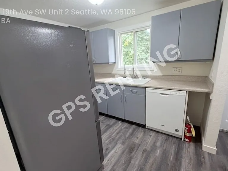3802 19th Ave SW #2 — Photo 6