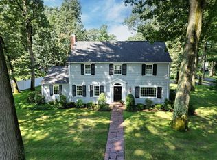 92 Eton Rd, Longmeadow, MA 01106
