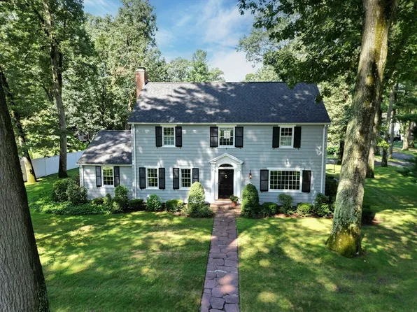 92 Eton Rd, Longmeadow, MA 01106