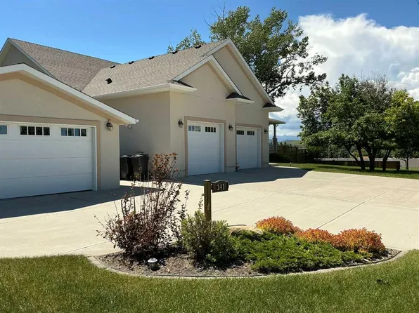 341 N 1st Ave SE, Diamond Valley, AB T0L 0H0