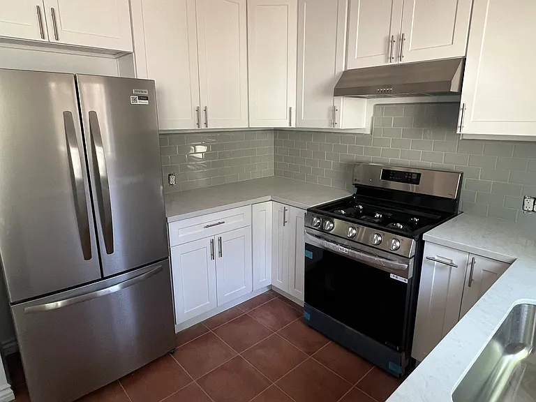 4601 W 1st St #3 — Photo 5