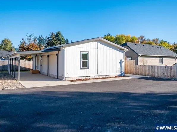 1228 47th Ave, Sweet Home, OR 97386