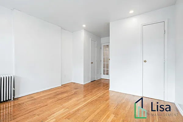 Rented by Lisa Management Inc | media 10