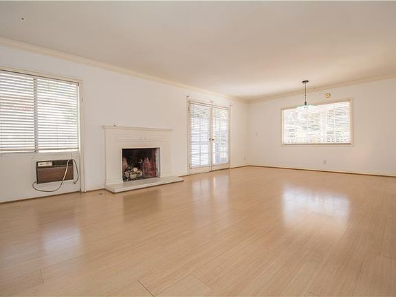 5th image of 1309 E Harvest Moon St
