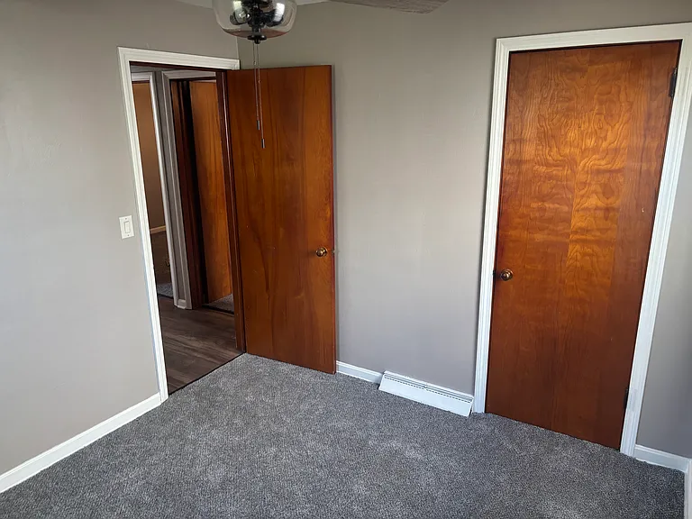 953 Compton Ln — Photo 12