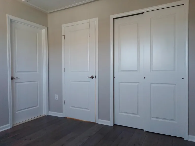 1701 Evans Ln — Photo 12