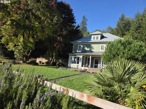 63674 Daniels Creek Rd, Coos Bay, OR 97420