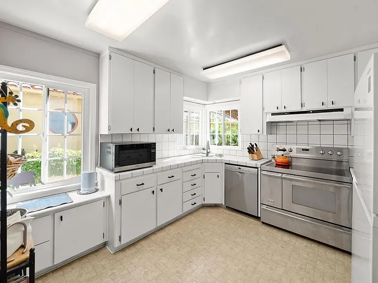 408 Santa Ynez Way #408 — Photo 16