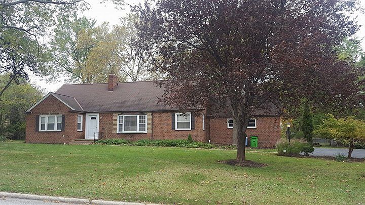 1st image of 1722 Sherwood Blvd