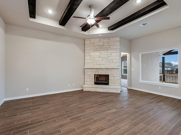 5th image of 124 Wildrose Hill