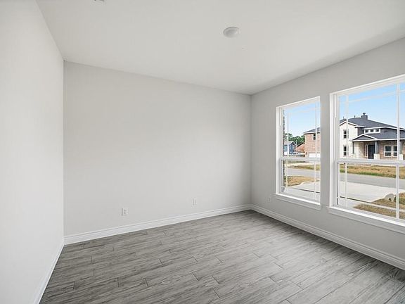 5th image of 16511 Boston Post Rd