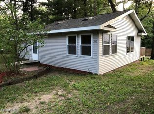 5566 Vine St, Barryton, MI 49305