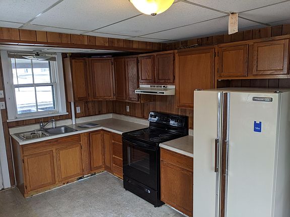 3rd image of 2655 Walnut St APT 2B