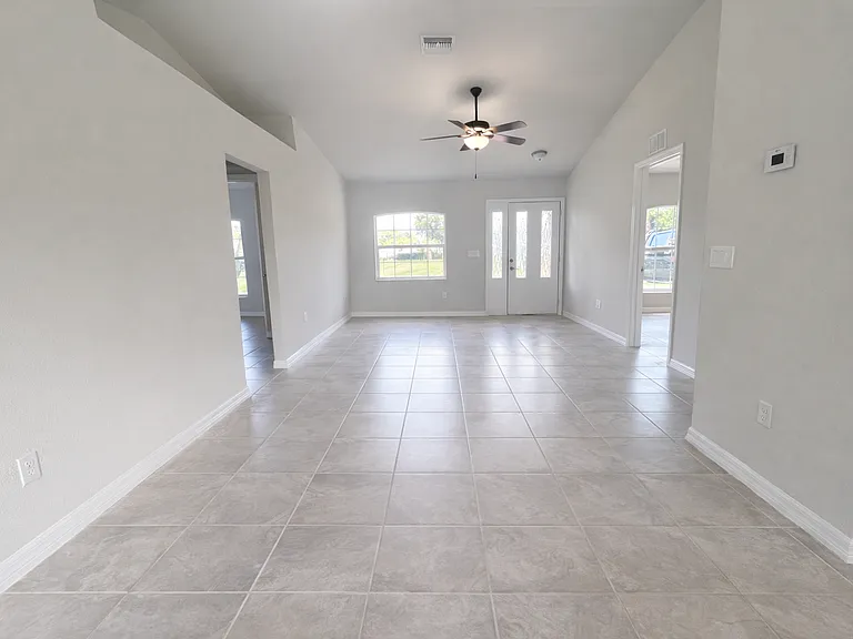 3055 Morning Glory Dr — Photo 3
