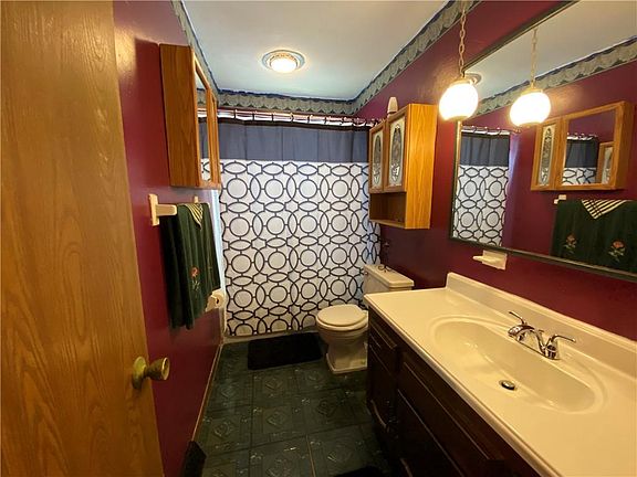 4th image of 3006 Brandes St