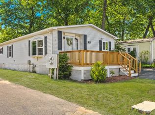 29 Aspen Cir, Rockland, MA 02370