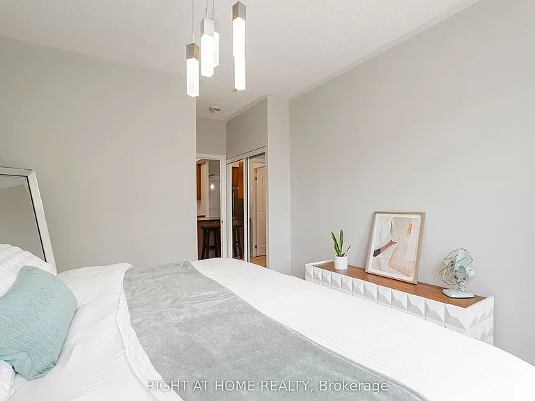 245 Dalesford Rd #117 — Photo 8
