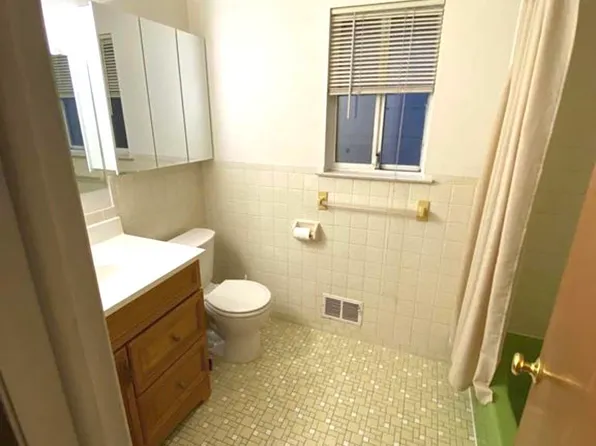 607 Sussex Street image 9 of 9