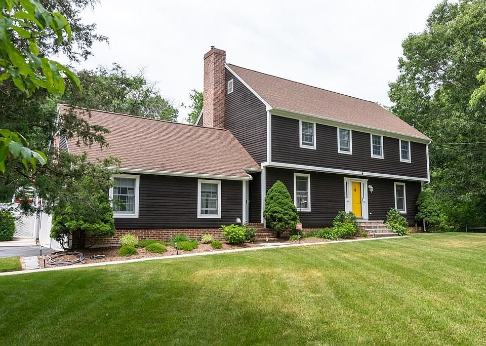 1st image of 1 Caroline Dr