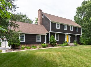 1 Caroline Dr, Salisbury, MA 01952