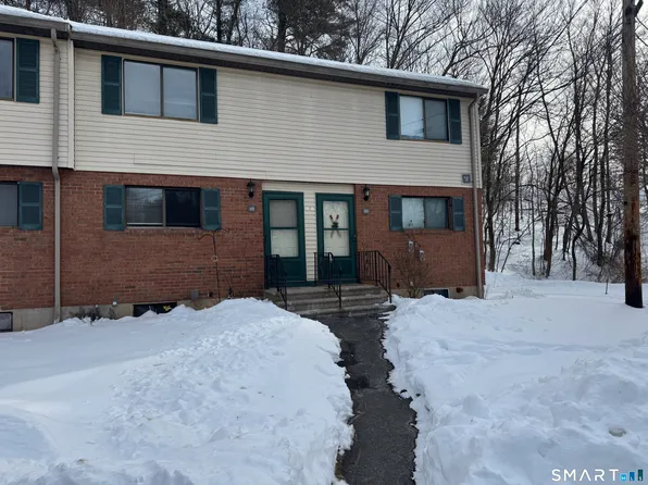 39 Horton Hill Road #10I, Naugatuck, CT 06770