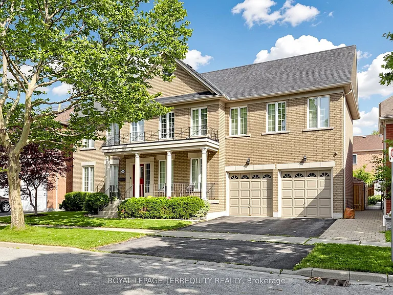 12 Ballantyne Dr — Photo 1