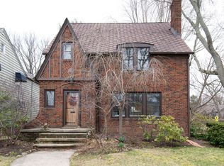 26804 Russell Rd, Bay Village, OH 44140