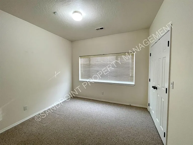 1602 Pine St #10 — Photo 22