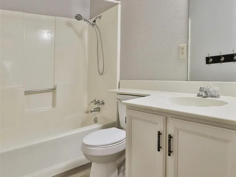 6001 Michael Ct — Photo 12