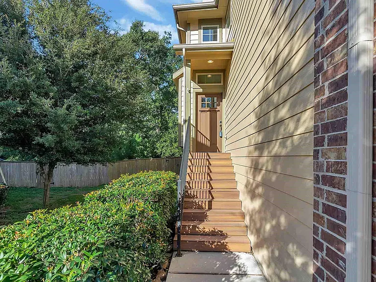 222 Cheswood Forest Pl — Photo 8