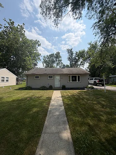 5003 Northfield Dr Photo 1