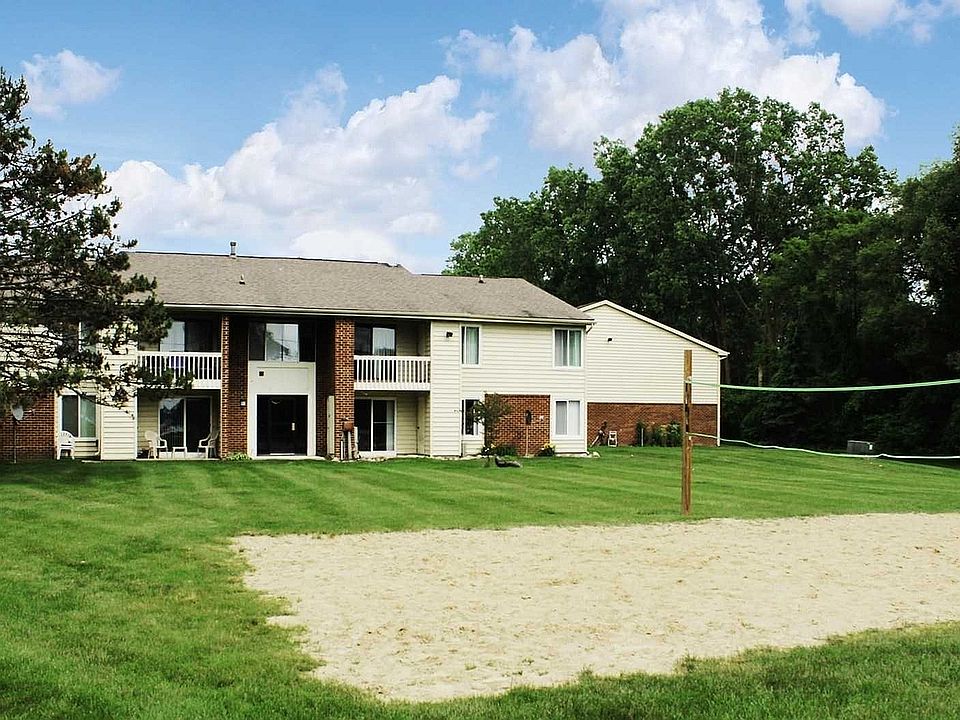 Beachwalk Building and Volleyball