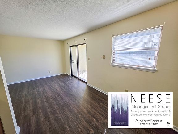 3rd image of 100 Ivy Ln #108
