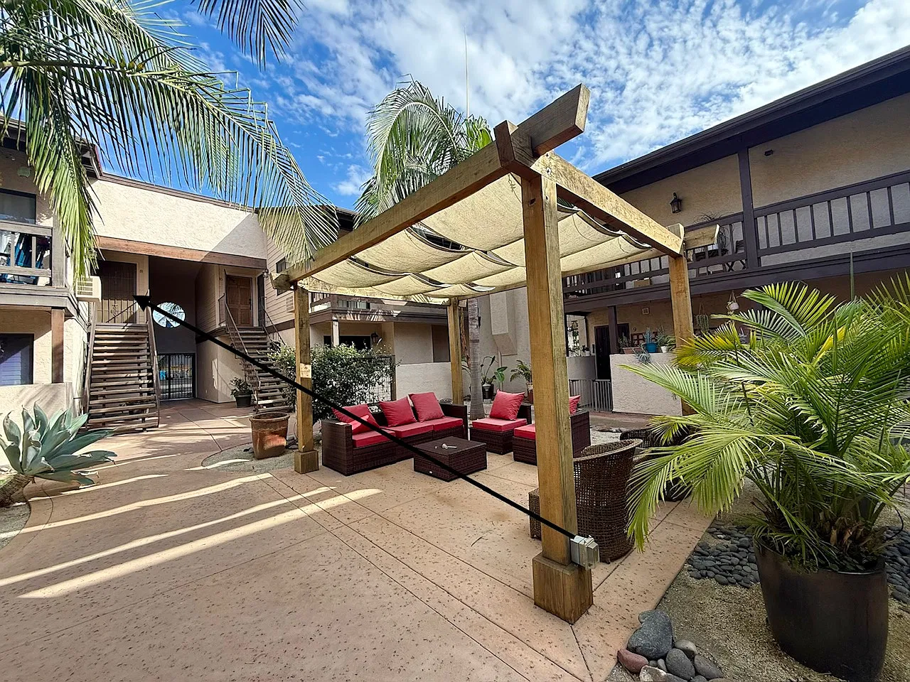 2 bed, 780 sqft, $2,495 — Photo 3
