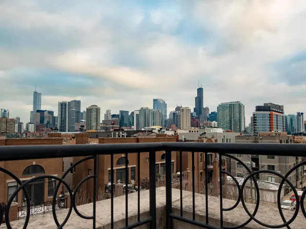 670 N Peoria St APT 2, Chicago, IL 60642