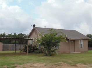137 Wesley Ln, Bridgeport, TX 76426