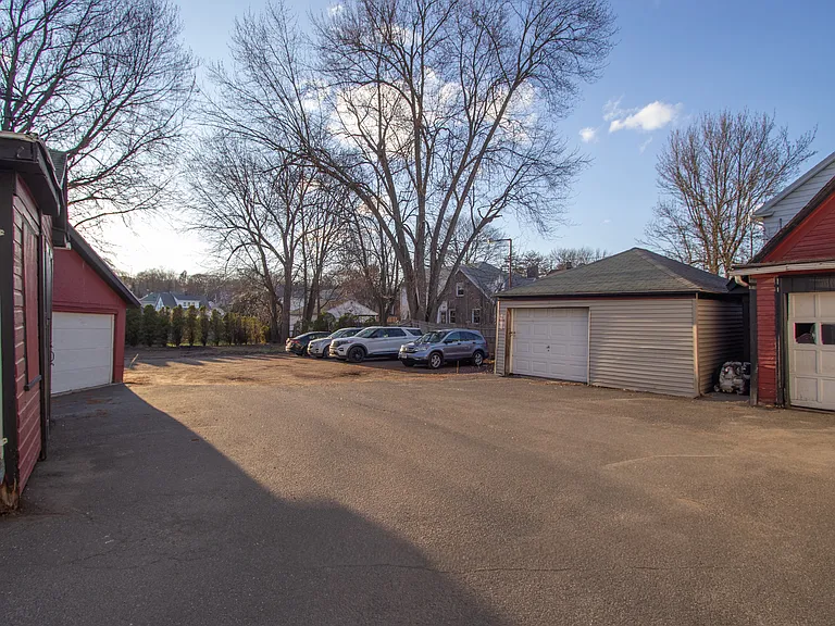 1851 Northampton St #1L — Photo 36