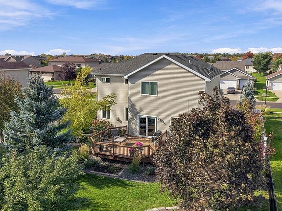 3rd image of 3449 Loberg Ln