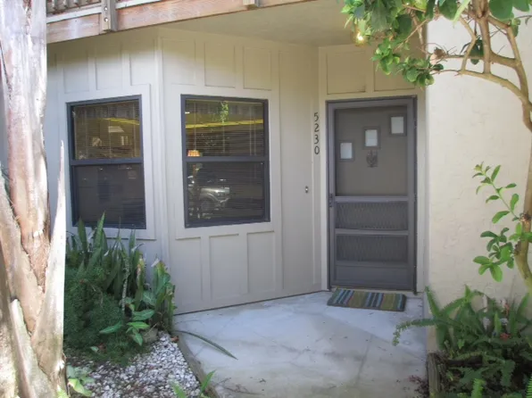 5230 Lake Arrowhead Trl, Sarasota, FL 34231