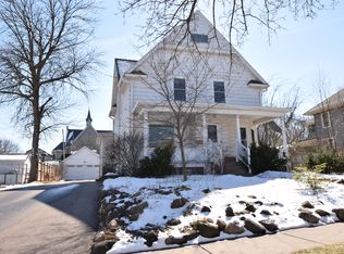 306 E Milwaukee Ave, Fort Atkinson, WI 53538