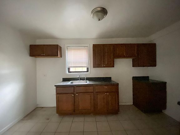 2nd image of 1100 Warburton Ave APT 6B