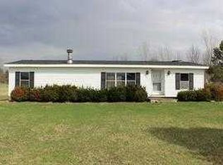 10435 Perry Rd, Le Roy, NY 14482