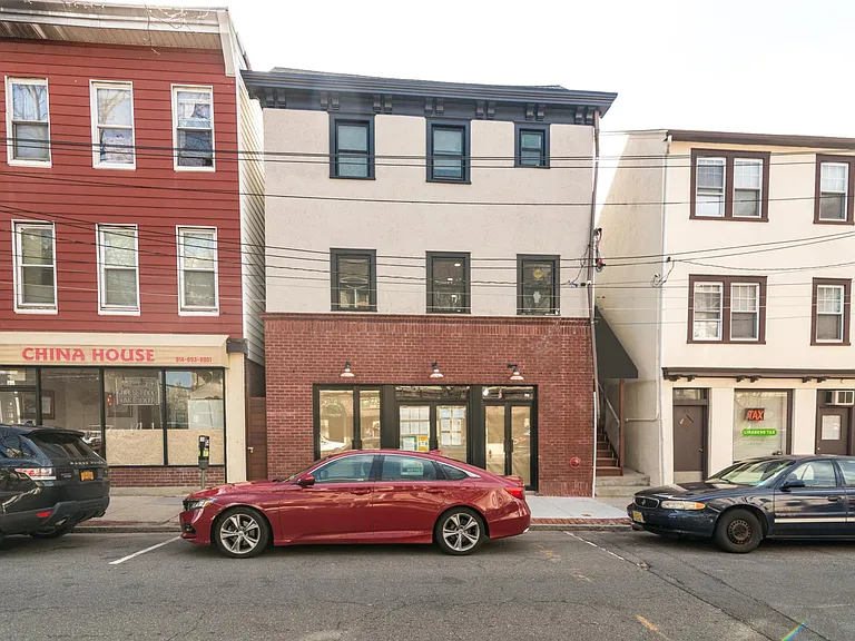86 Main St #3 — Photo 17