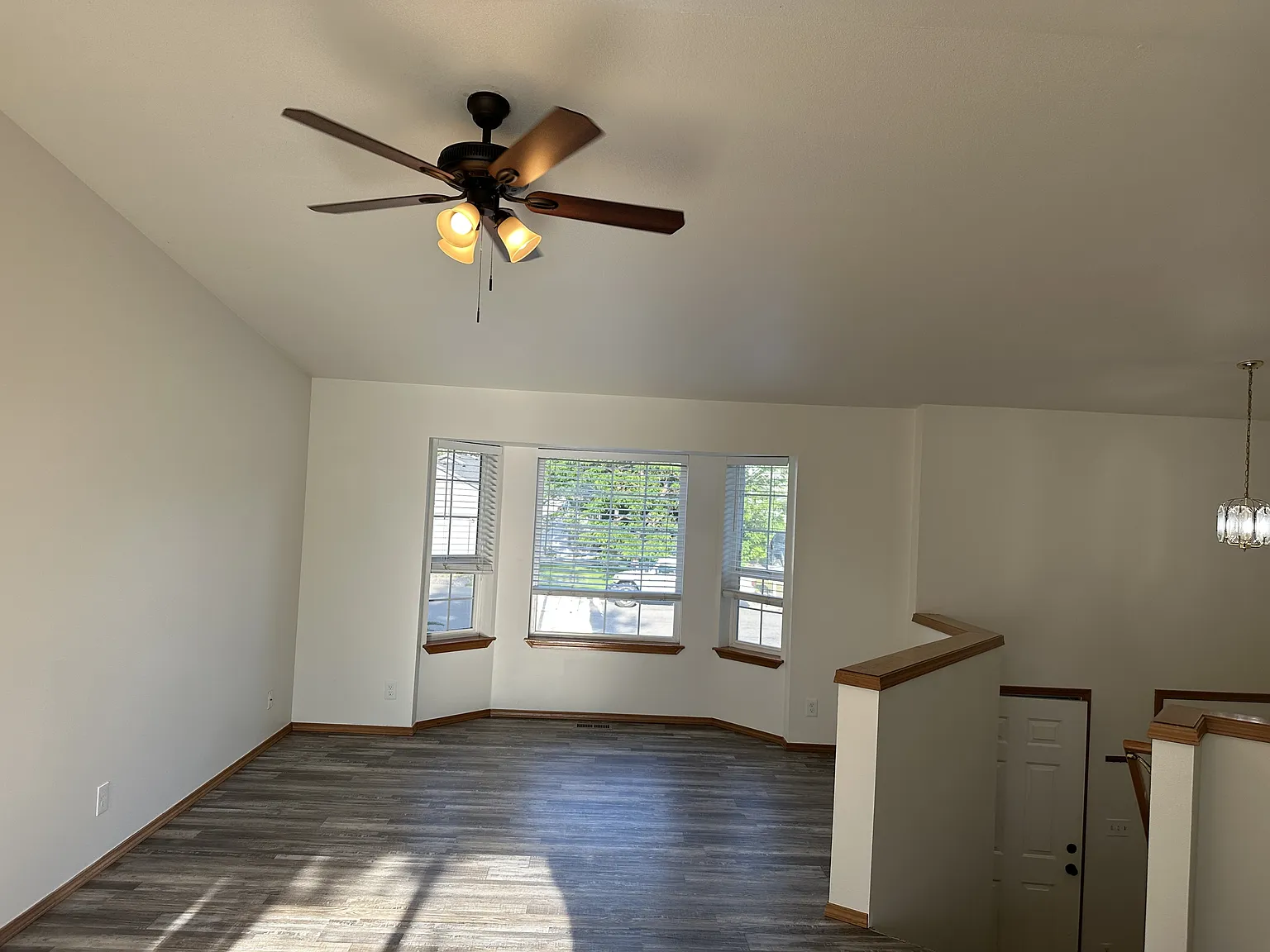 2565 N Stagecoach Dr - 1 — Photo 2